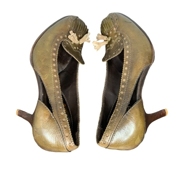 Henry Beguelin 40’s style army green leather pump w‎ khaki tassel. Size 6.5 - Picture 9 of 16